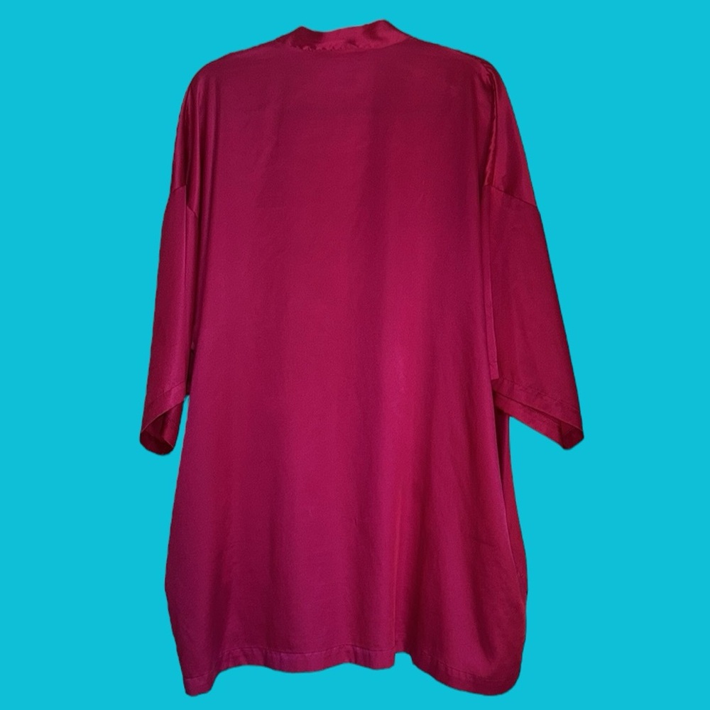 VICTORIA’S SECRET Magenta Short Robe With Pockets - Picture 2 of 9
